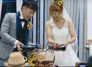 キャンプ場でひまわりいっぱいグランピングウエディング 札幌でオリジナル結婚式 コンセプトウエディングはアースウエディング Aswedding